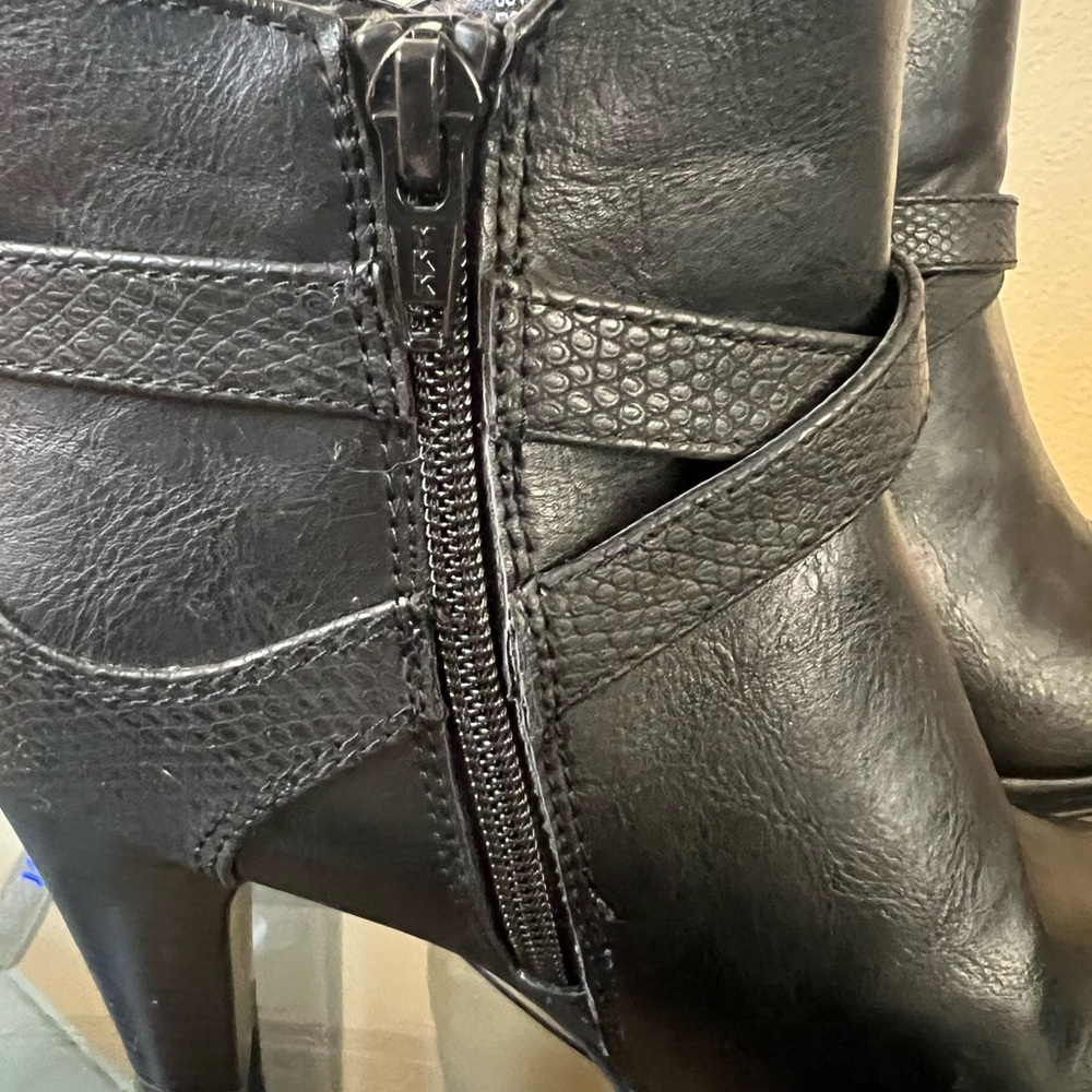 Rialto Boots - Picture 2 of 4